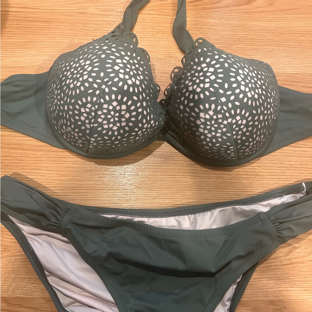 Large two piece bathing suit green